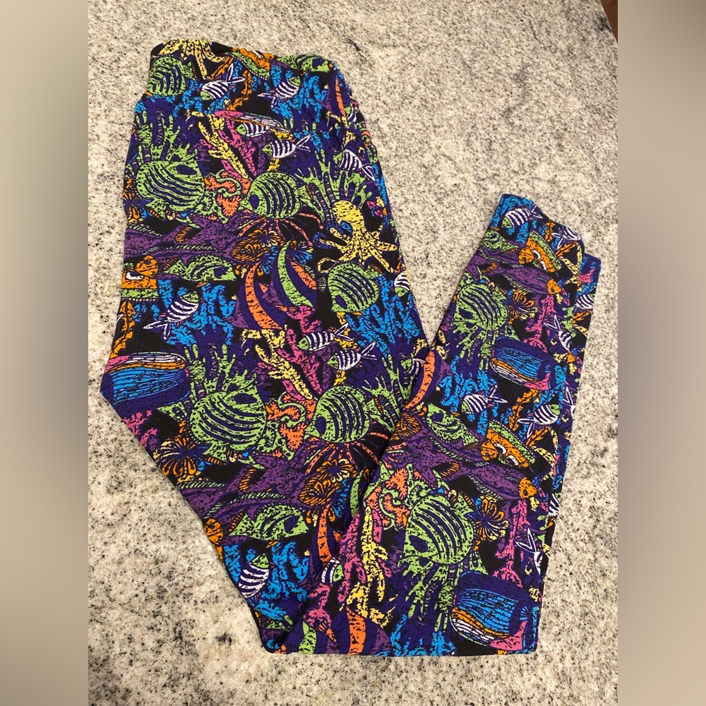 LuLaRoe TC leggings aquarium fish